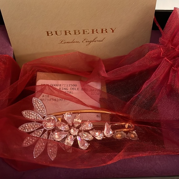 NWT BURBERRY DOUBLE RING CRYSTAL SIZE S - Picture 6 of 6